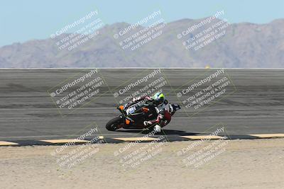 media/Oct-13-2025-Moto Forza (Mon) [[a66d839500]]/2-A Group/Session 2 (Bowl)/